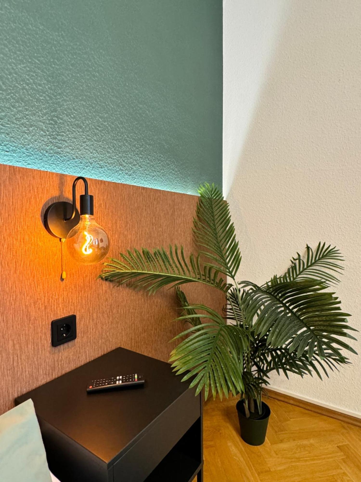 Rebelrents #4 Design Trifft Komfort - Einzigartiges Ferienapartment In Der Nahe Des Hauptbahnhofs Halle  外观 照片